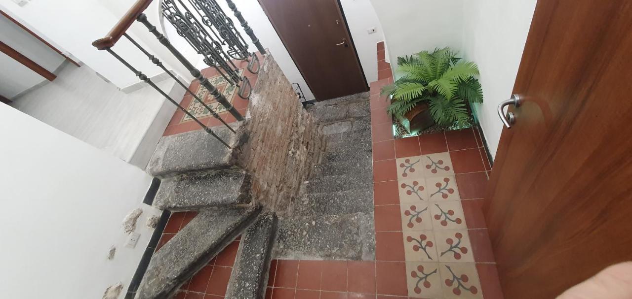 Appartement Domus Odeon La Casa Nel Parco Archeologico Di Catane Extérieur photo