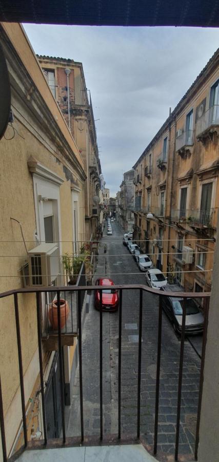 Appartement Domus Odeon La Casa Nel Parco Archeologico Di Catane Extérieur photo
